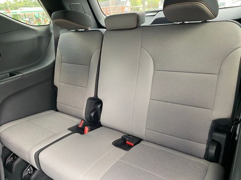 New 2026 Chevrolet Traverse LT w/ Sun and Wheel Package image 18