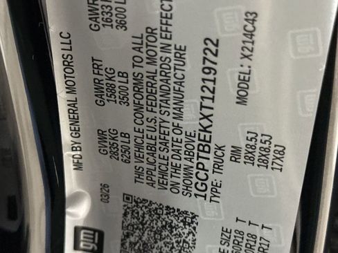 New 2026 Chevrolet Colorado W/T w/ WT Custom Package AWD/4WD image 34