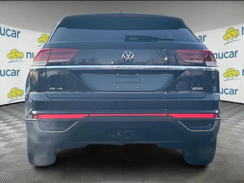 Certified 2022 Volkswagen Atlas Cross Sport SE image 5