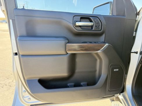 Used 2020 GMC Sierra 1500 SLT image 9