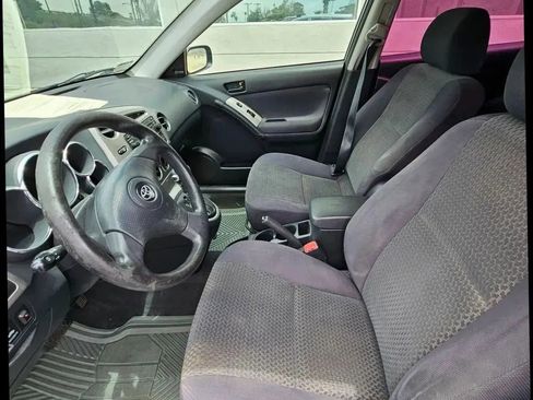 Used 2005 Toyota Matrix image 18