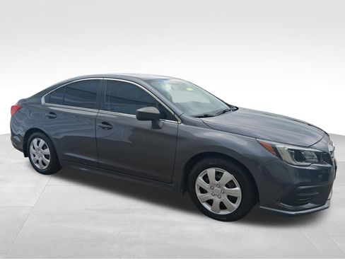Used 2018 Subaru Legacy 2.5i w/ Popular Package #1 AWD/4WD image 3