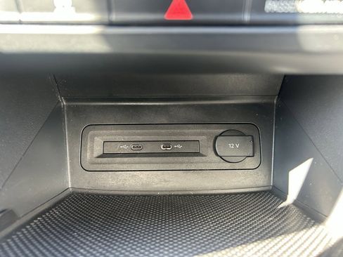 Used 2021 Volkswagen Atlas S image 22