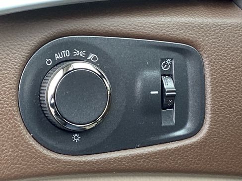 Used 2015 Cadillac SRX Luxury w/ Driver Awareness Package image 22