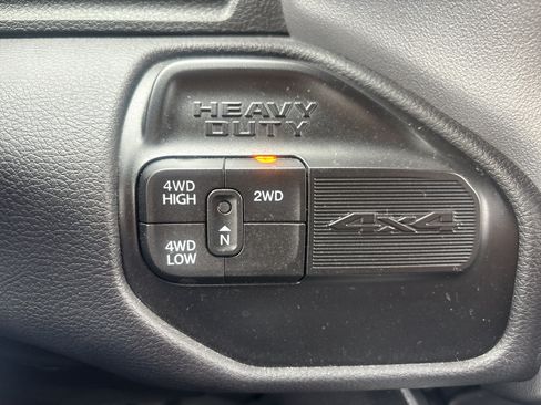 Used 2024 RAM 2500 Big Horn w/ Sport Appearance Package AWD/4WD image 24
