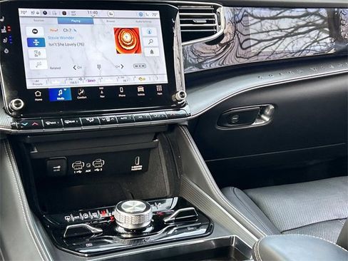 Used 2024 Jeep Grand Wagoneer Series II w/ Quick Order Packagew 28T image 31