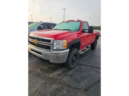 Used 2014 Chevrolet Silverado 2500 LT w/ Snow Plow Prep Package AWD/4WD image 4