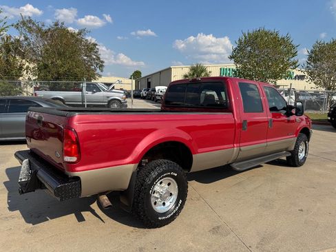 Used 2002 Ford F350 Lariat image 2