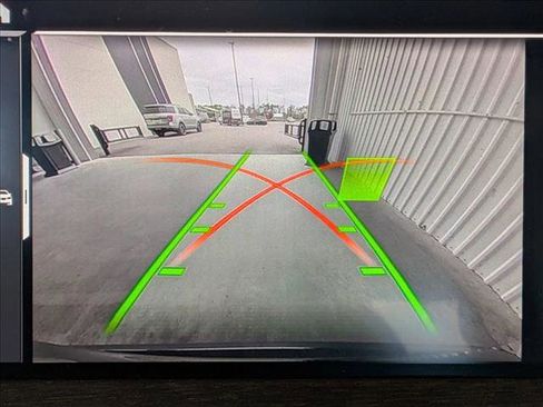 Used 2021 BMW X3 xDrive30e w/ Premium Package image 12