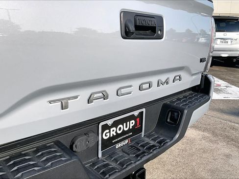 Used 2021 Toyota Tacoma TRD Sport RWD image 29