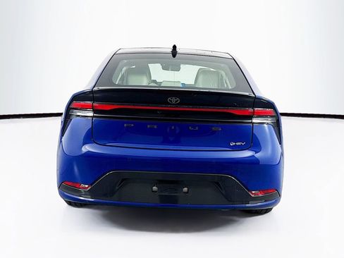 New 2026 Toyota Prius XLE FWD image 7