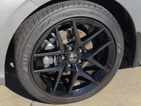 Used 2025 Honda Civic Sport image 12