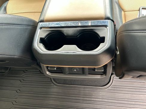 Used 2023 Ford F350 Lariat w/ Lariat Ultimate Package AWD/4WD image 34
