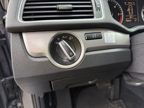 Used 2015 Volkswagen Passat TDI SE FWD image 20