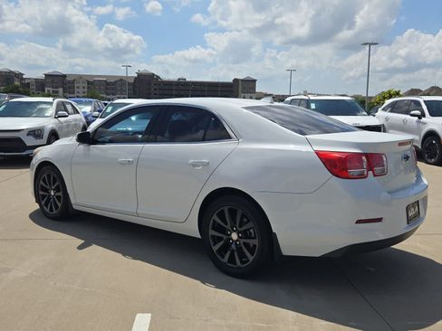 Used 2014 Chevrolet Malibu LT FWD image 4