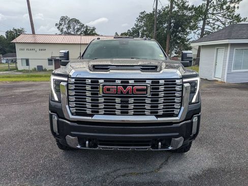 Used 2024 GMC Sierra 2500 Denali w/ Denali Reserve Package AWD/4WD image 10