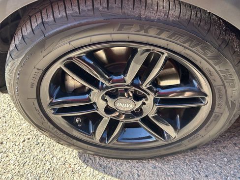 Used 2013 MINI Cooper S FWD image 11
