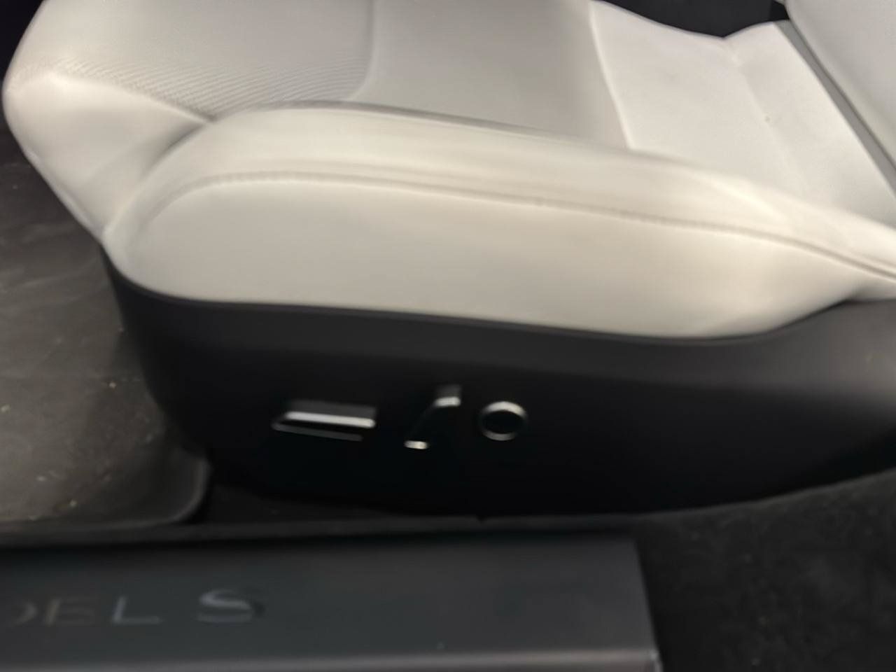 Used 2024 Tesla Model S Plaid AWD/4WD image 8