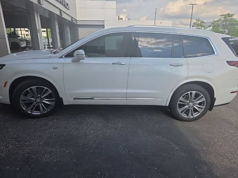 Used 2020 Cadillac XT6 Premium Luxury AWD/4WD image 8