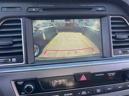 Used 2017 Hyundai Sonata Limited w/ Tech Package 03 image 10