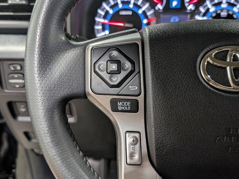 Used 2018 Toyota 4Runner Limited AWD/4WD image 15