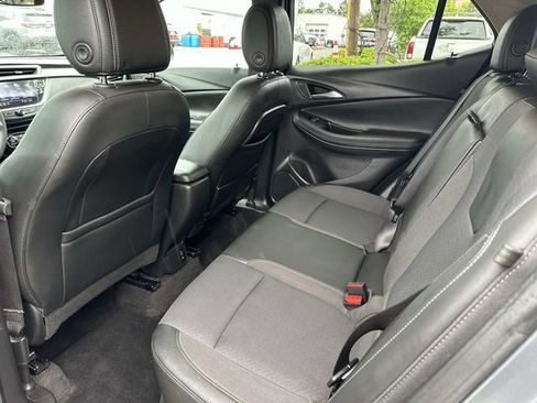 Used 2021 Buick Encore GX Select w/ Sport Touring Package FWD image 16