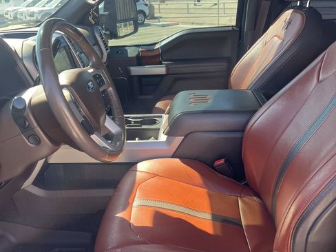 Used 2018 Ford F250 King Ranch w/ King Ranch Ultimate Package image 9