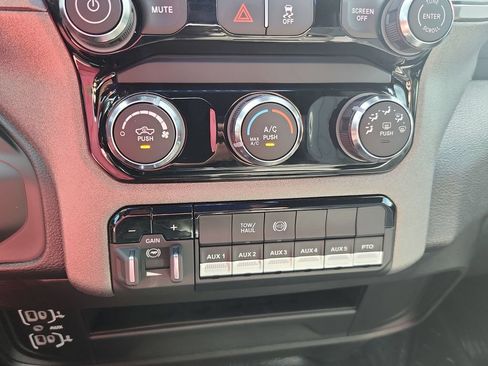 New 2026 RAM 5500 Tradesman AWD/4WD image 16