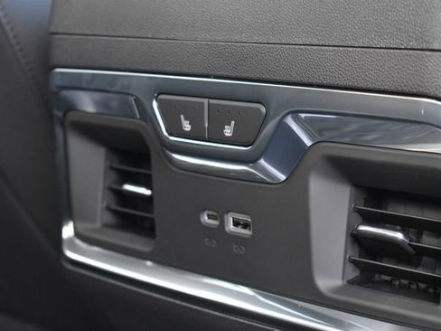 New 2026 Chevrolet Silverado 1500 LTZ w/ LTZ Premium Package image 18