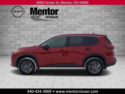 Used 2026 Nissan Rogue S image 4