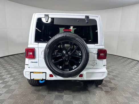 Used 2021 Jeep Wrangler Unlimited Sahara image 4