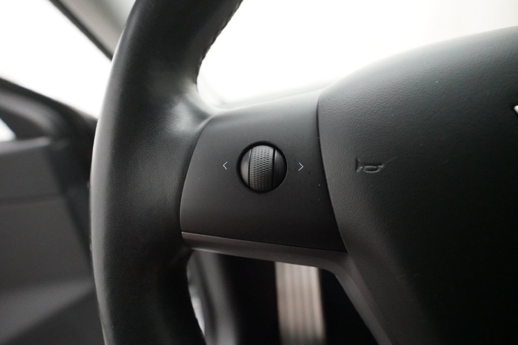 Used 2018 Tesla Model 3 Performance AWD/4WD image 17