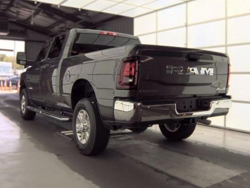 Used 2026 RAM 2500 Big Horn AWD/4WD image 6