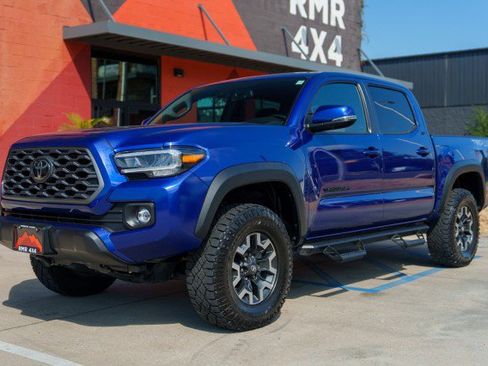 Used 2023 Toyota Tacoma TRD Off-Road w/ Advanced Technology Package AWD/4WD image 1