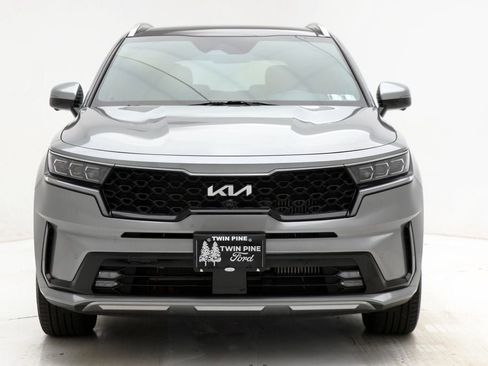 Used 2023 Kia Sorento SX Prestige image 5