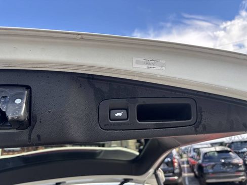 Used 2018 Honda CR-V EX-L image 19