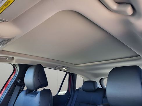 Used 2025 MAZDA CX-50 AWD 2.5 Hybrid w/ Premium Pkg image 16