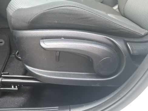 Used 2024 Kia Soul LX w/ Option Group 015 image 18