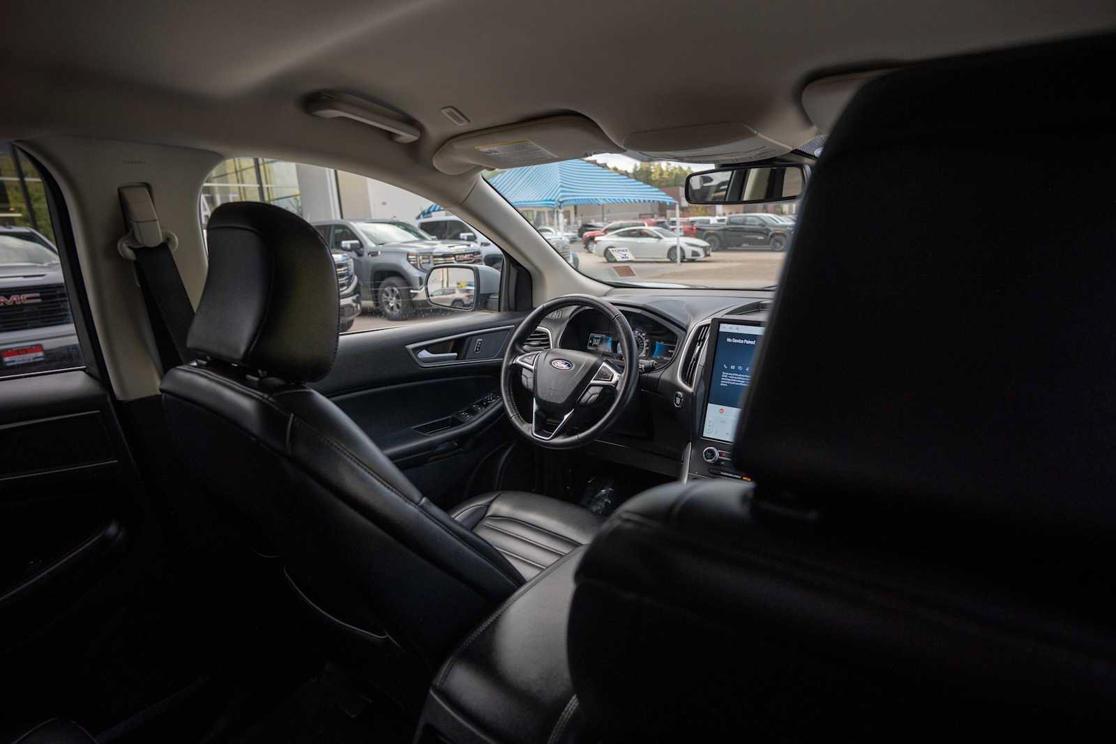 Used 2024 Ford Edge SEL AWD/4WD image 13