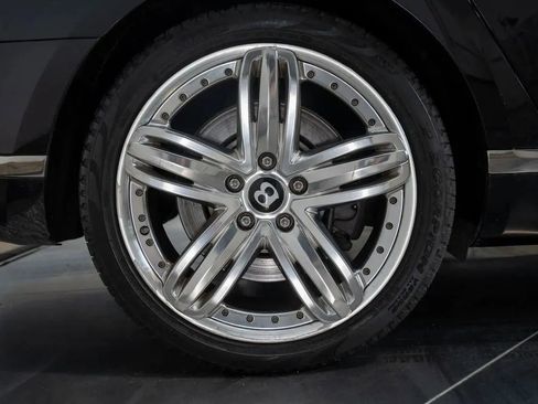 Used 2011 Bentley Mulsanne image 28