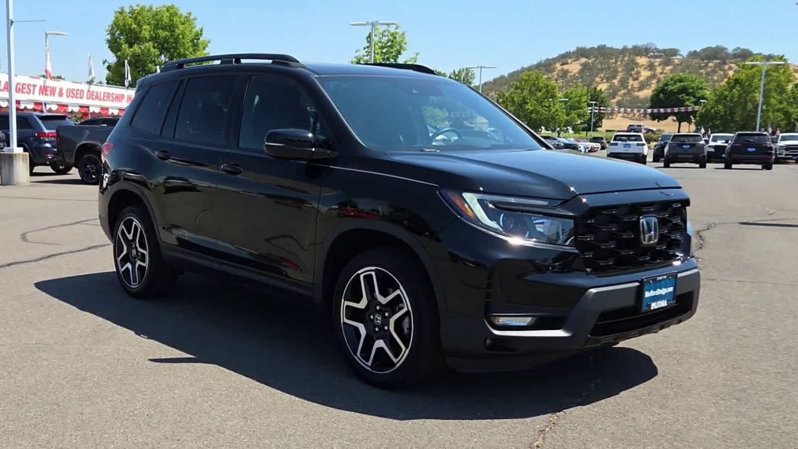 Used 2023 Honda Passport Elite image 2