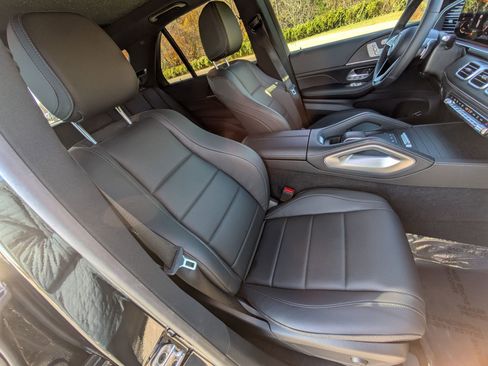 Used 2024 Mercedes-Benz GLE 350 4MATIC image 29