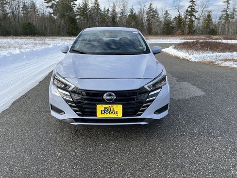New 2025 Nissan Versa SV w/ Trunk Package image 10