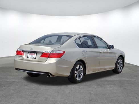 Used 2014 Honda Accord LX image 4