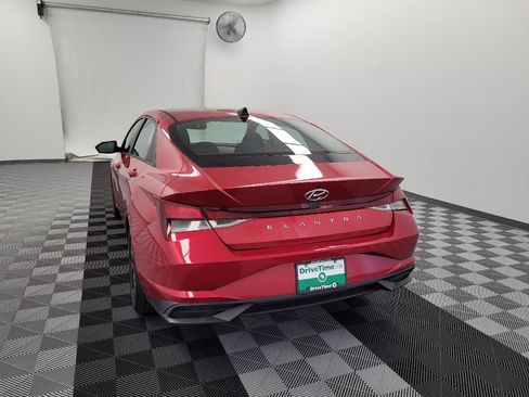 Used 2021 Hyundai Elantra SEL w/ Convenience Package FWD image 6