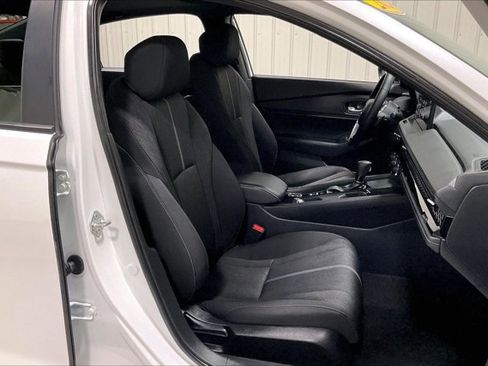 Used 2024 Honda Accord Sport image 7