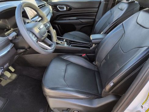 Certified 2023 Jeep Compass High Altitude image 12