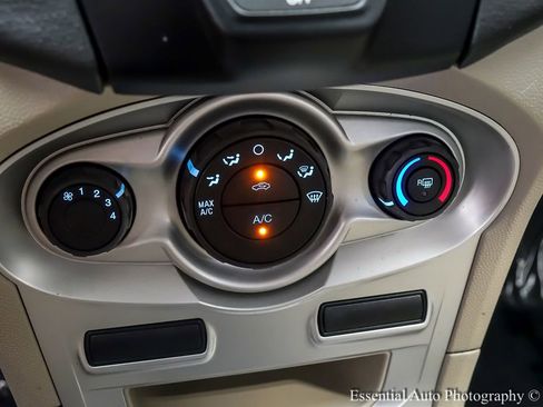 Used 2019 Ford Fiesta SE image 17