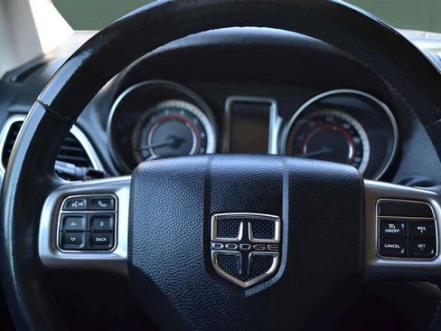 Used 2018 Dodge Journey Crossroad image 16