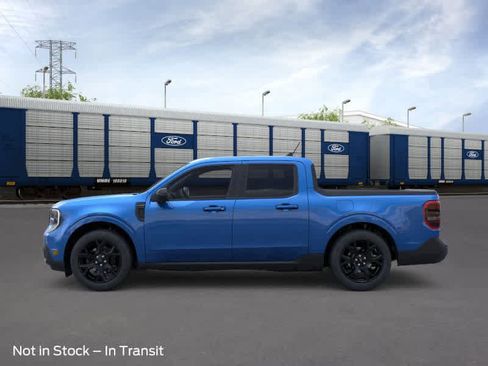 New 2025 Ford Maverick Lariat w/ Black Appearance Package image 3